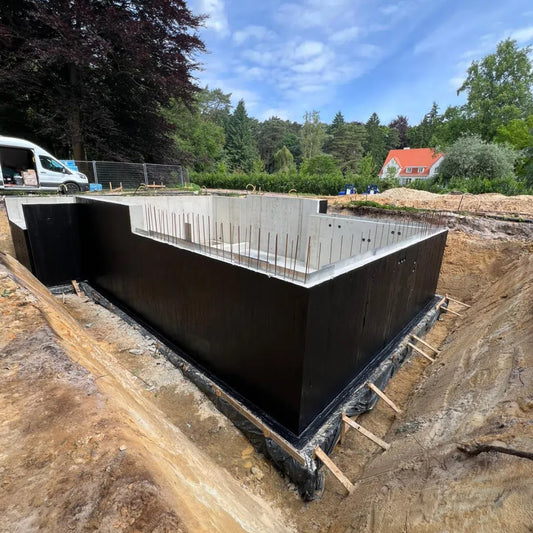 The Goat Flexible Waterproof Coating Paint (18KG) – Roller