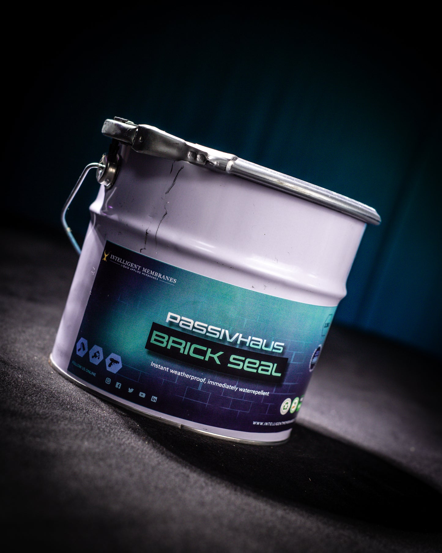 Weatherproof Masonry Damp Proof Paint