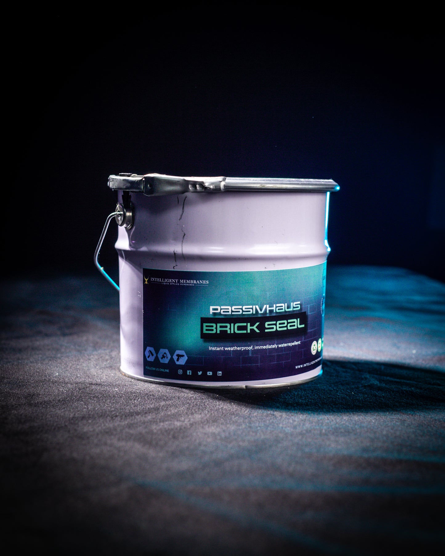 Weatherproof Masonry Damp Proof Paint